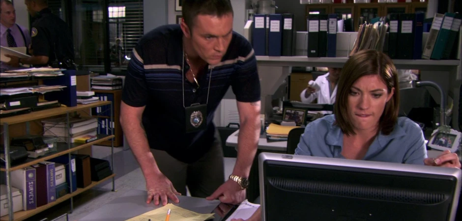 Кадры Декстер 3 сезон 12 эпизод