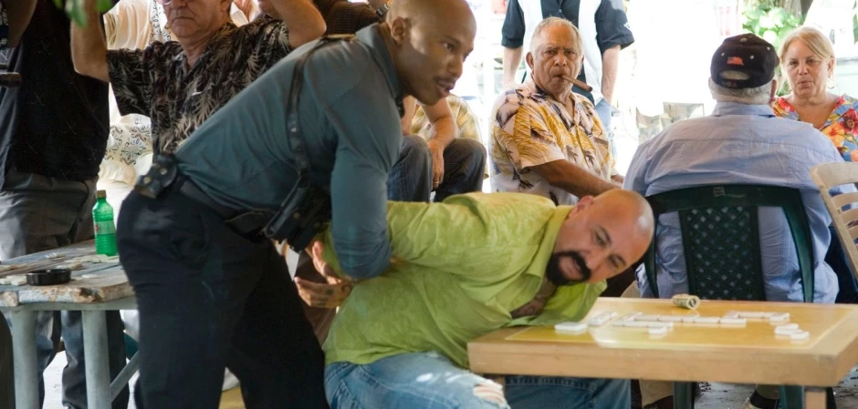 Кадры Декстер 1 сезон 2 эпизод