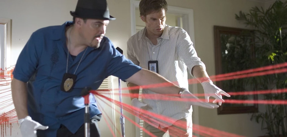 Кадры Декстер 1 сезон 2 эпизод